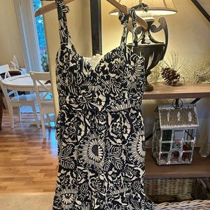 Forever that girl Navy/Cream Dress-SZ L